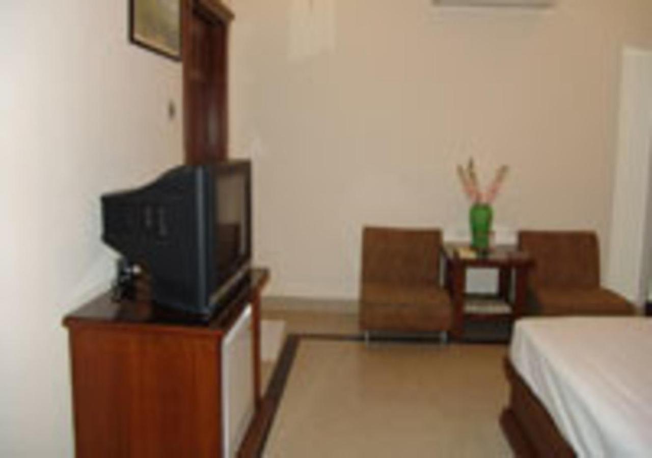 Rajone Hotel Faisalabad Ngoại thất bức ảnh