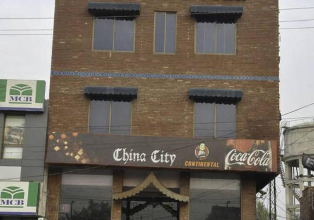Rajone Hotel Faisalabad Ngoại thất bức ảnh